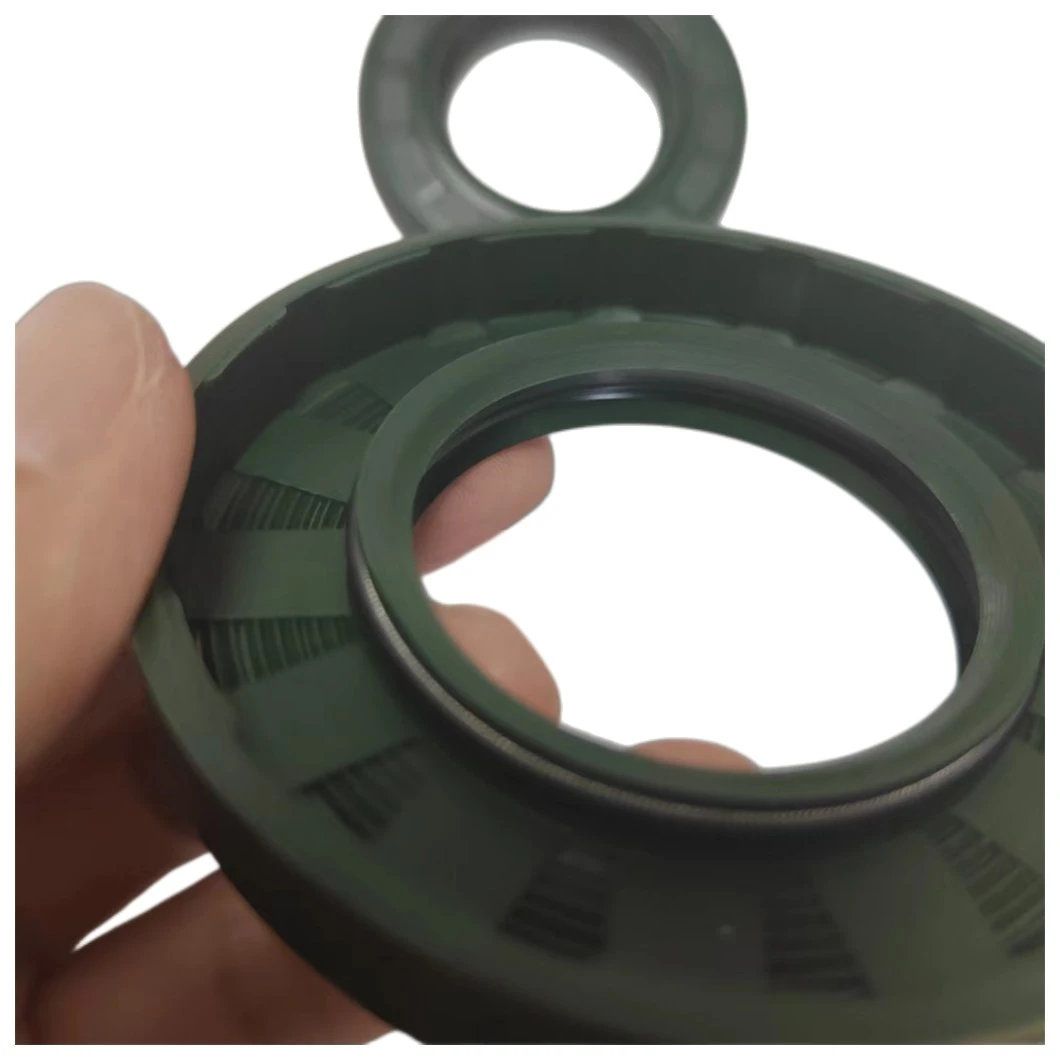 Tc FKM 32*50*7mm 32*50*8mm Pump Valve Parts Frame Oil Seal with Green Color
