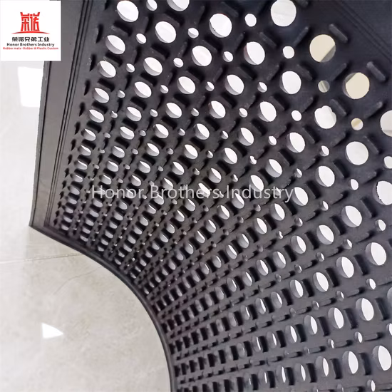 Tapis de sol en caoutchouc de drainage d'entrée commerciale anti-dérapant de sécurité avec creux